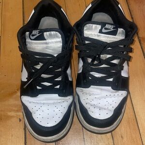 Used Nike dunks pandas